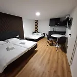 Semesteranläggning (resort) Pjagodic - Pool & View Cerklje na Gorenjskem