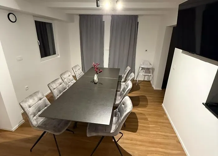 Resort Pjagodic - Pool & View Cerklje na Gorenjskem