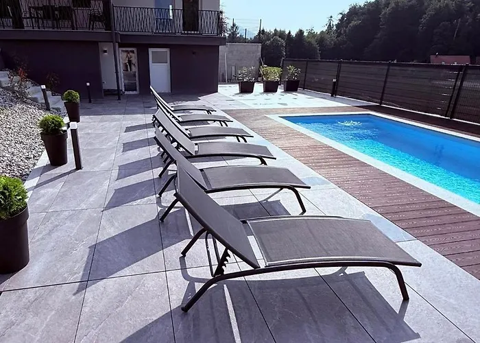 Курортный комплекс Pjagodic - Pool & View