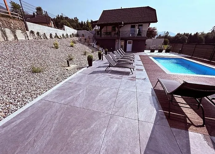 Pjagodic - Pool & View Церклье-на-Гореньскем